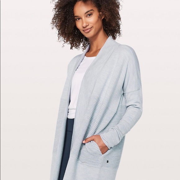 LULULEMON Sit in Lotus Wrap II - Picture 2 of 3